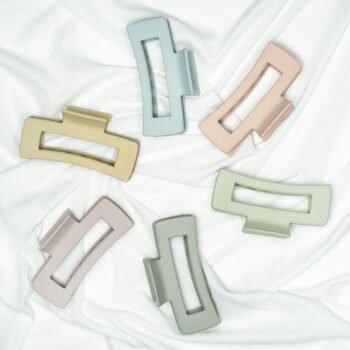 Large Rectangle Matte Hair Claw